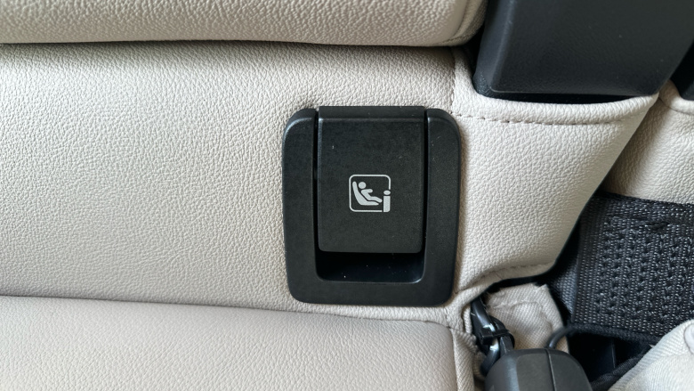 BMW 2 Series 220i MHT Luxury 5dr DCT [Tech Plus Pack] Petrol Hatchback